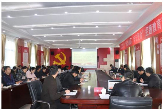 市委宣讲团成员柴生高教授为太阳成tyc7111cc教师宣讲党的十九届四中全会精神