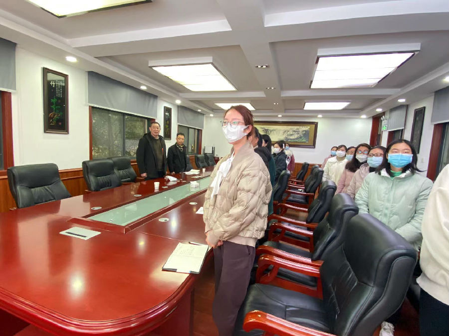 唱国际歌6.jpg