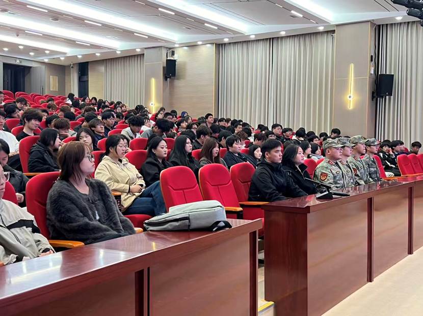 b42e5b44e4a6438177f79c3f0b296742